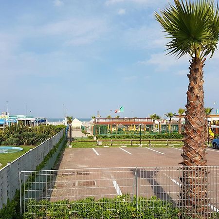 Sottomarina Beach Apartment Chioggia Exteriér fotografie